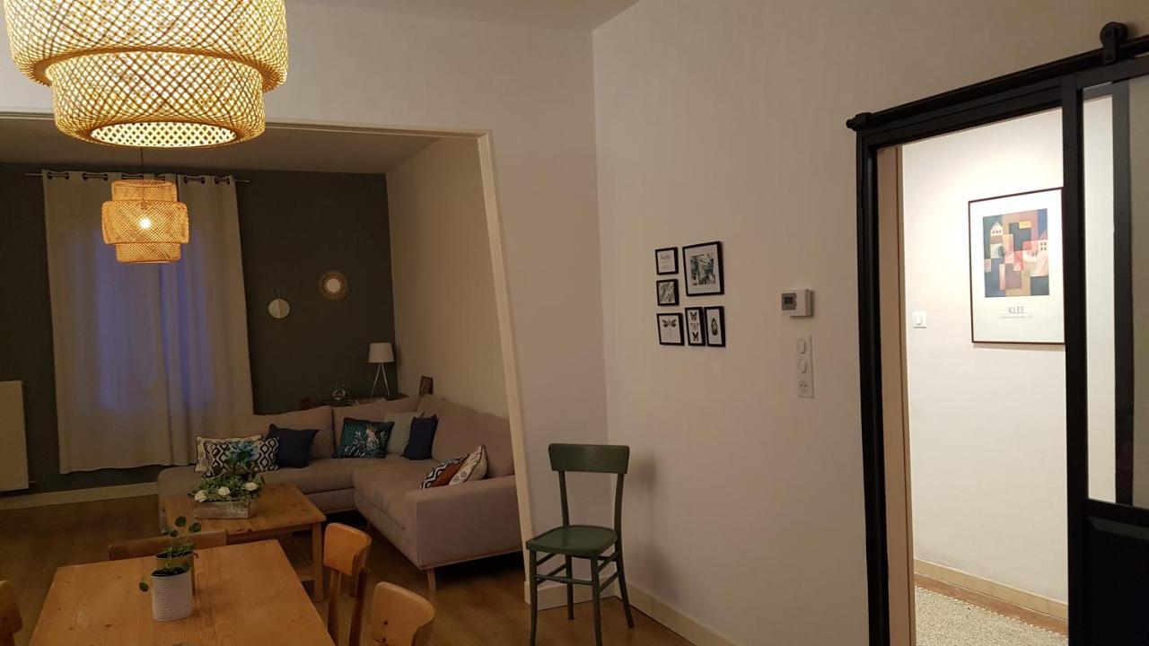Gite De La Croisette Sommeilles Bagian luar foto